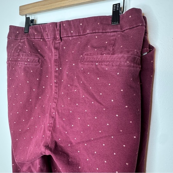 Old Navy Burgundy Pixie Ankle Pants - Picture 4 of 5